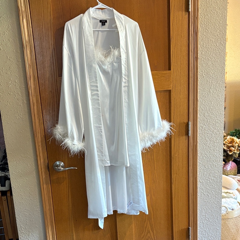 Luxurious White Feather-Trimmed Robe and gown